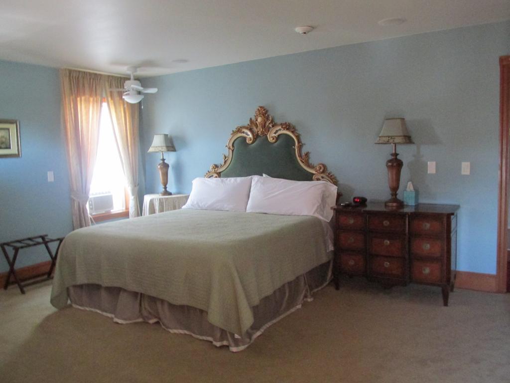 Mansion Inn Lake Stevens Zimmer foto